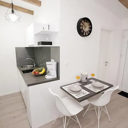 Tara Apartment *