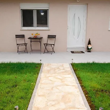 Apartment Tara Zadar