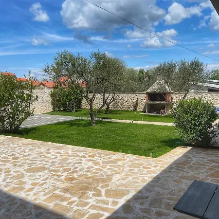 Tara Apartman Zadar